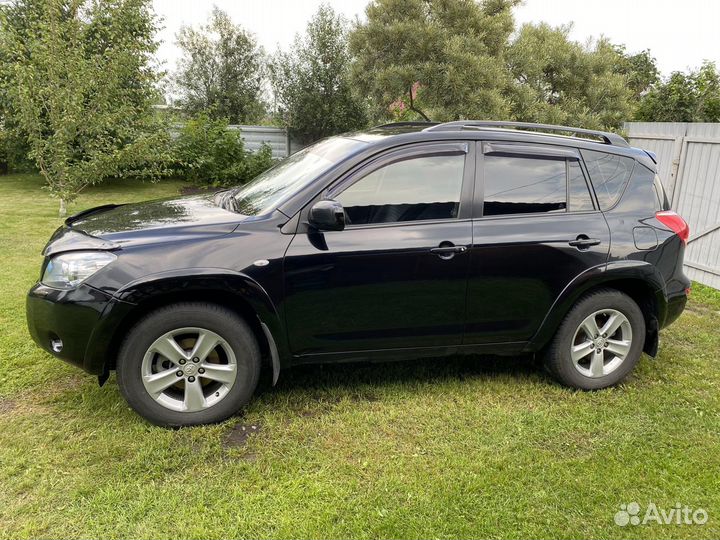 Toyota RAV4 2.4 AT, 2008, 252 000 км