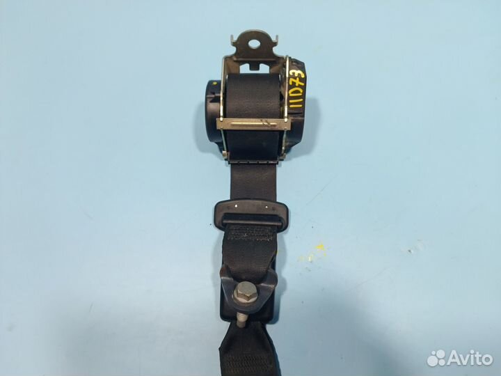 Ремень безопасности задний для Peugeot 301