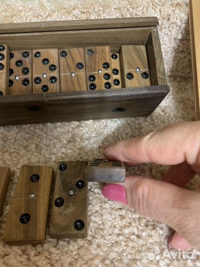 Домино из дерева Доминикана