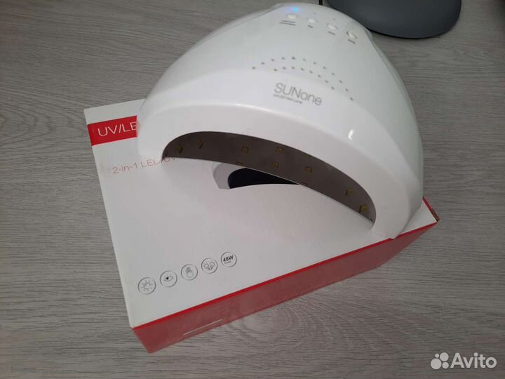 Лампа для ногтей
