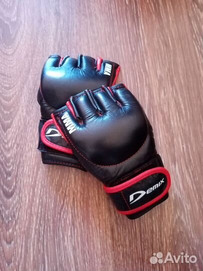 Перчатки для мма