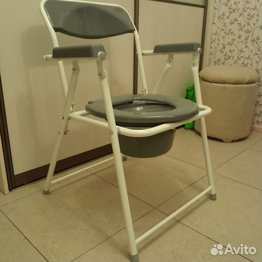 Санитарный стул туалет