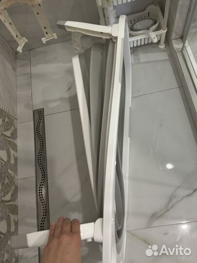 Ванночка для купания новорожденного