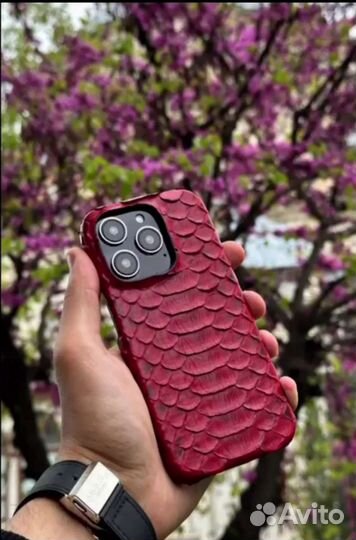 Чехол на iPhone 14 кожаный