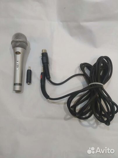 Динамический микрофон
