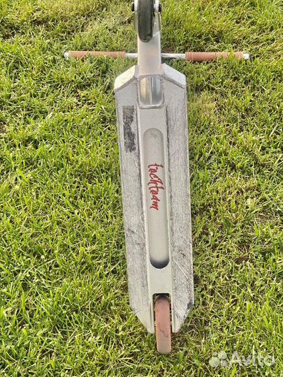 Продам трюковой самокат zefir