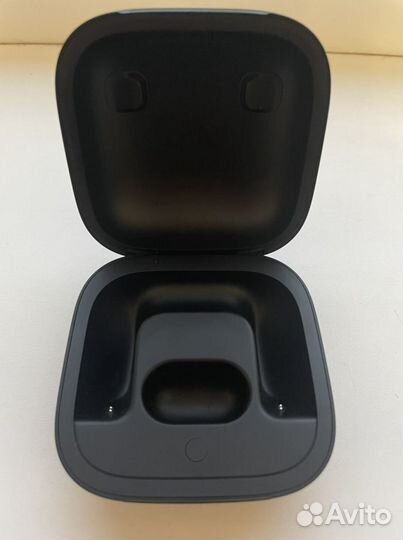 Кейс от беспроводных наушников
