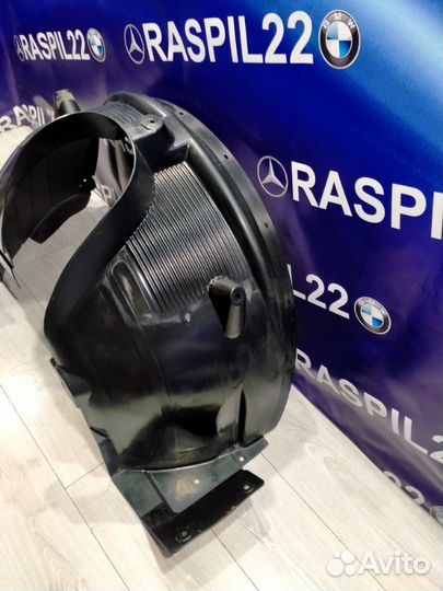 Подкрылок передний правый Bmw X3 E83 M54B25