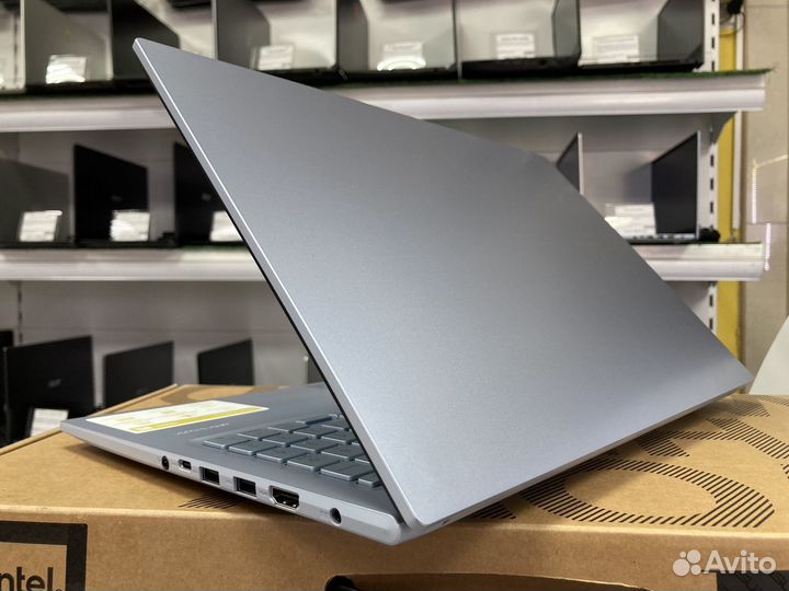 Новый asus X1502ZA (i5-12500H, 8/512Gb SSD)