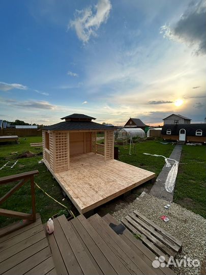 Беседка с мебелью