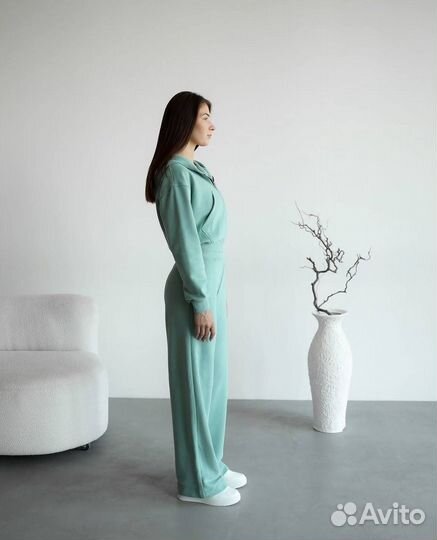 Костюм спортивный женский