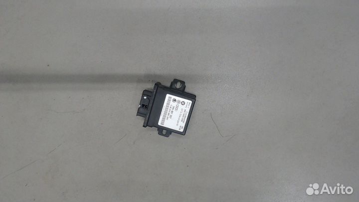 Блок управления светом Volkswagen Touareg, 2011