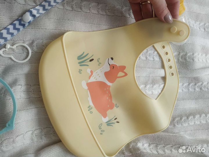 Детская посуда,поильники,тарелка,соски,бутылочки