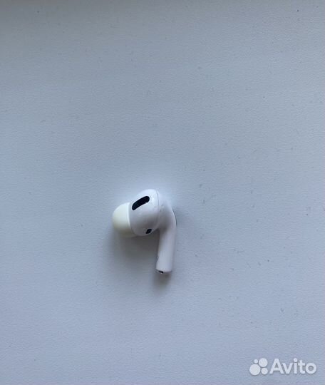Правый наушник Airpods Pro