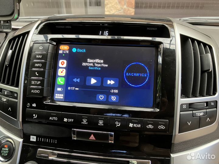 CarPlay и Android Auto для Toyota Land Cruiser 200