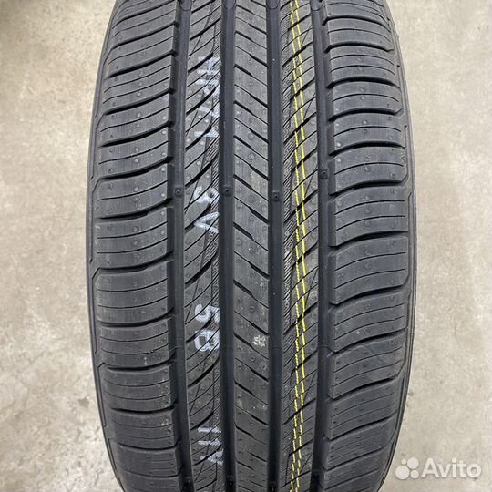 Kumho Crugen HP71 235/55 R20 102H