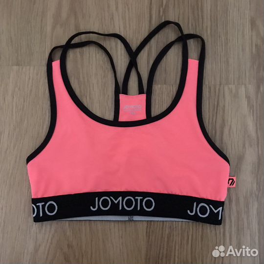 Спортивный топ jomoto