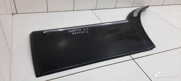 Молдинг двери нижний задний левый