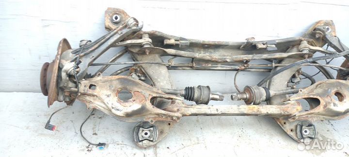 Балка задняя (подрамник) Mercedes W212 E