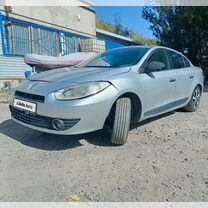 Renault Fluence 1.6 MT, 2011, 350 000 км, с пробегом, цена 350 000 руб.