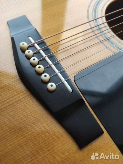 Гитара yamaha 300m массив japan 80ые