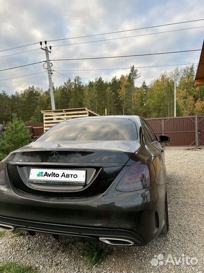 Mercedes-Benz C-класс 1.6 AT, 2015, 135 000 км