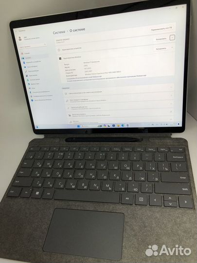 Планшет компютер Microsoft Surface Pro 8