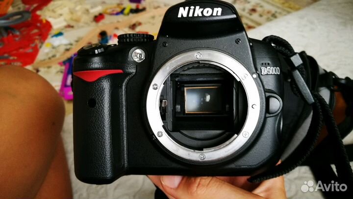 Nikon D5000 зеркальный фотоаппарат