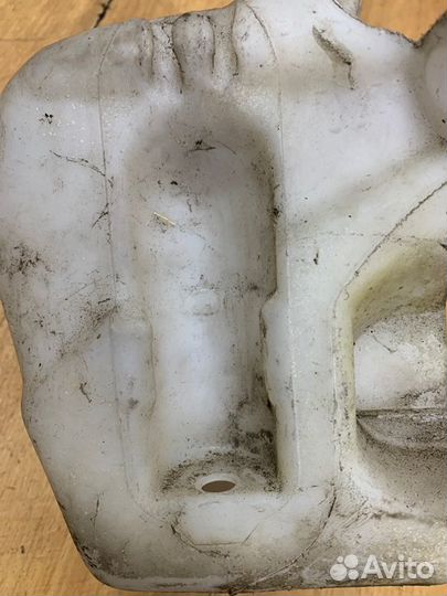 Бачок омывателя Opel Omega B