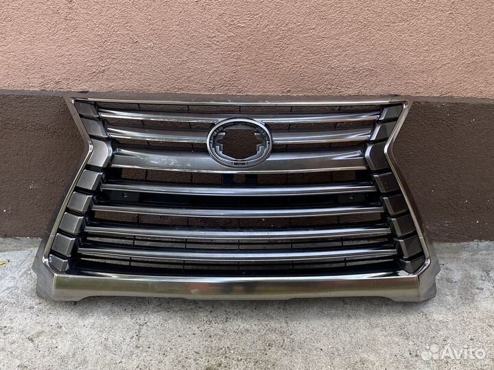 Lexus lx 570/450d Решётка радиатора