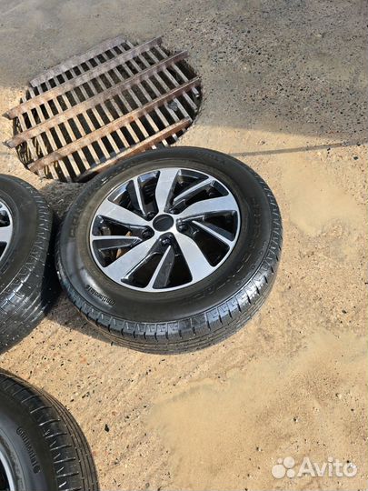 Continental ContiCrossContact LX 215/65 R16