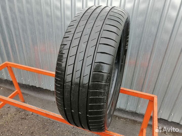 Goodyear EfficientGrip Performance 215/55 R17 96W