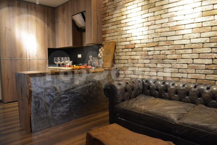 2-к. квартира, 75 м², 1/4 эт.