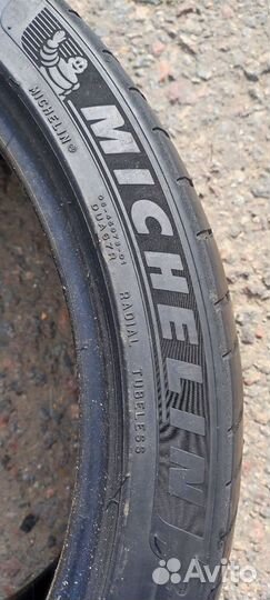 Michelin Pilot Sport 4 245/40 R20 99Y