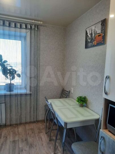 2-к. квартира, 46 м², 1/3 эт.
