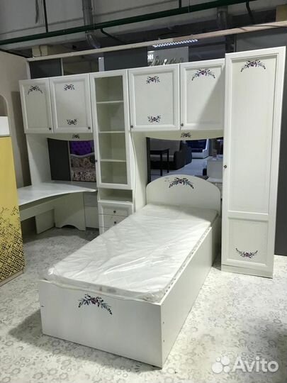 Детский гарнитур 