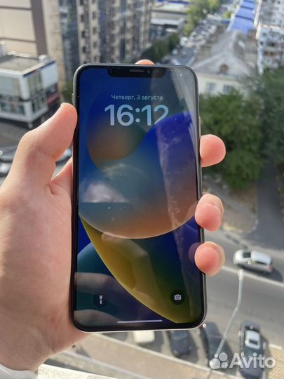 Телефон iPhone Xs max 256