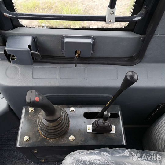 Фронтальный погрузчик Redstar 935, 2023