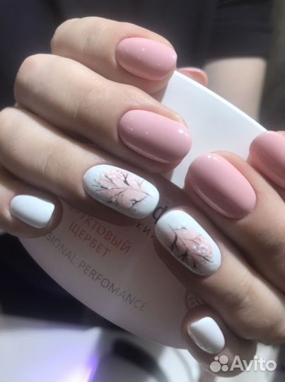 Маникюр, педикюр