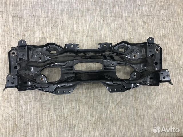 Подрамник Subaru Outback BT B16 передний