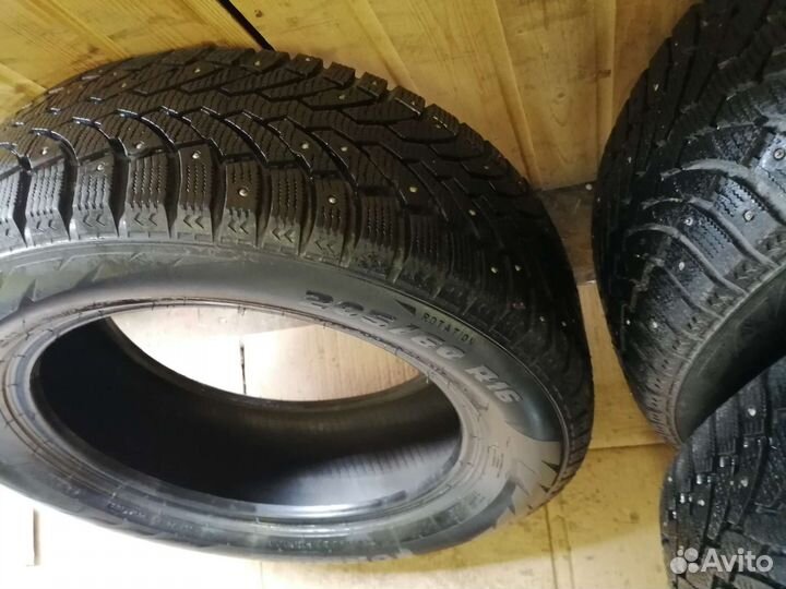 Pirelli Formula Ice 205/60 R16