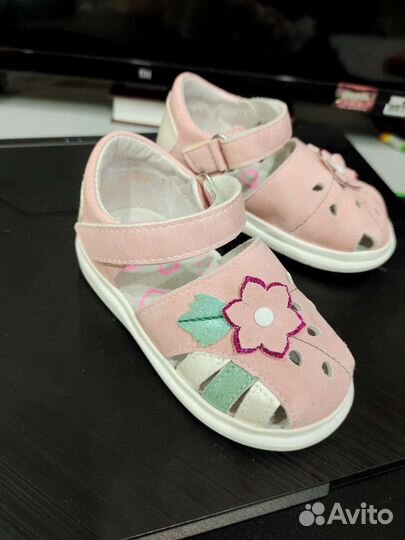 Босоножки для девочки