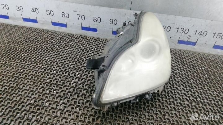 Фара левая Mercedes-Benz CLS-Class