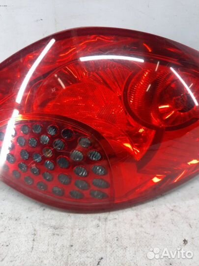 Фонарь задний правый Peugeot 207 хэтчбэк 5 дв. 1.4
