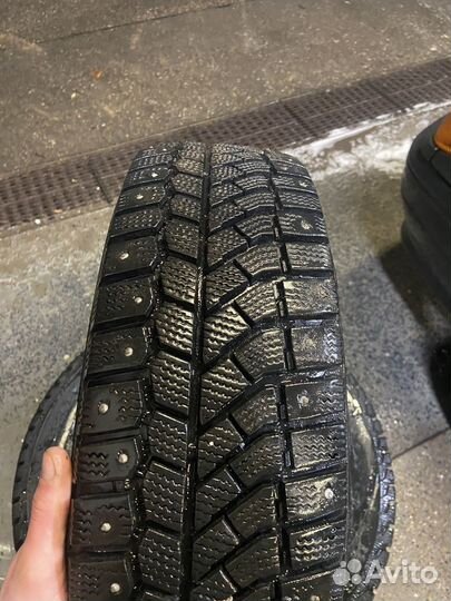 Viatti Brina Nordico V-522 185/65 R15 88T