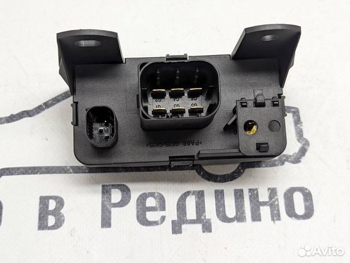 Реле свечей накала w211 E-class 648.961