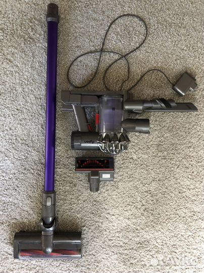 Пылесос dyson 21.6V б/у