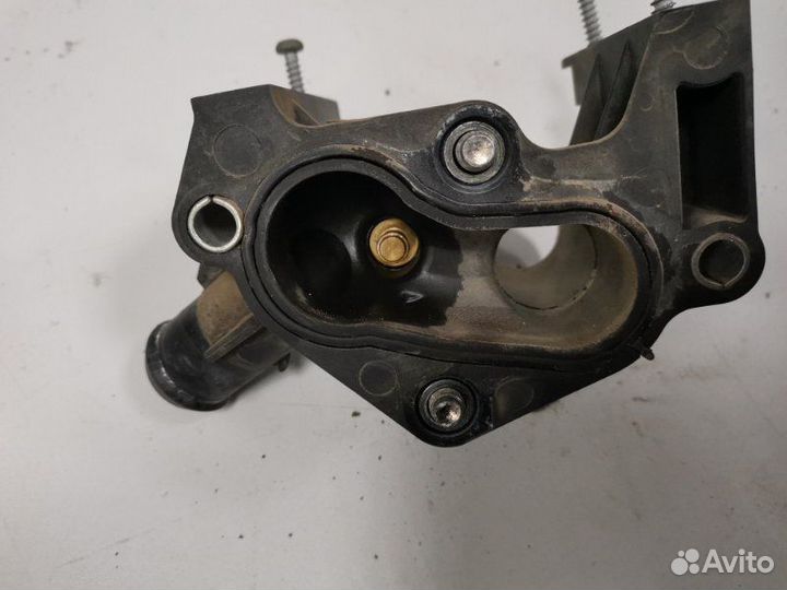 Тройник системы охлаждения Ford Focus 2 Рестайлинг