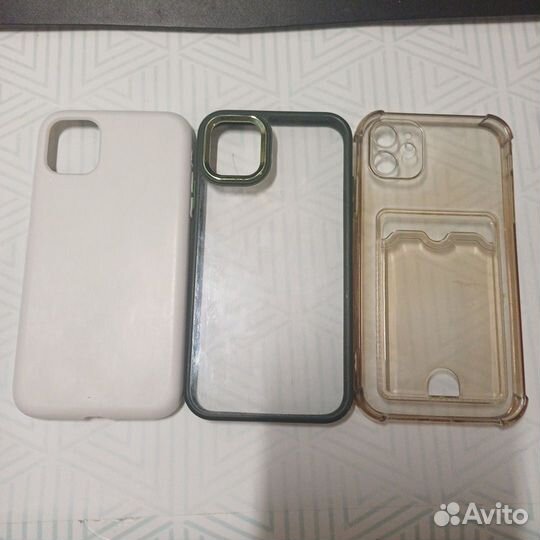 Чехлы на iPhone 11