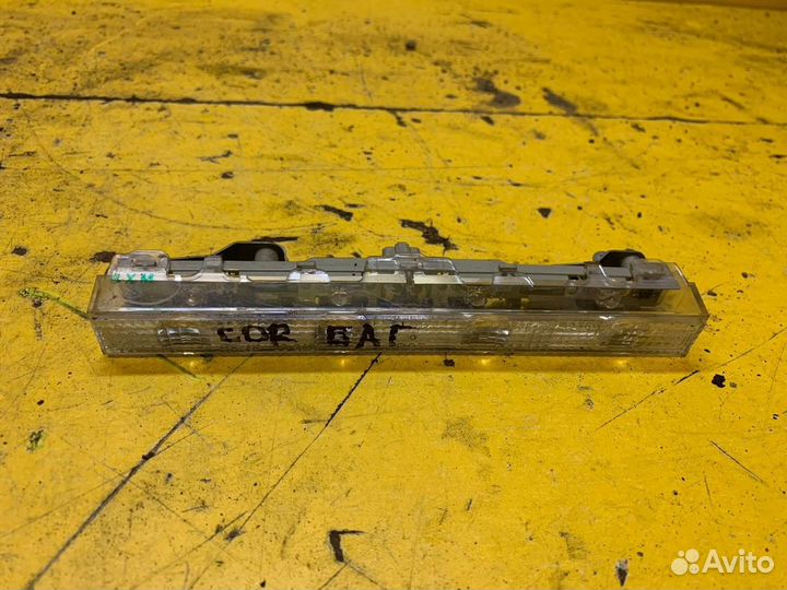 Подсветка номерного знака Toyota Corolla 2006 - 20